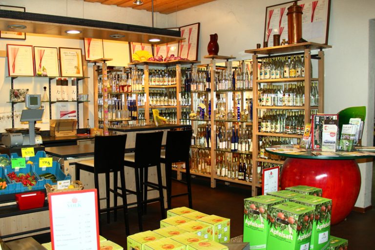 Unser freundliches Ladengeschäft Unser freundliches Ladengeschäft