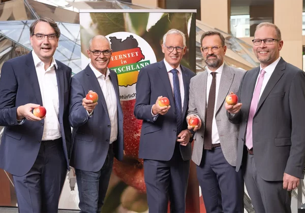 Die Trägerverbände der Bundesfachgruppe Obstbau unterstützen die bundesweite Aktion des deutschen Obstbaus